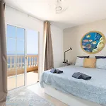 Dom wakacyjny Home2book Ocean View House El Medano, Pool *