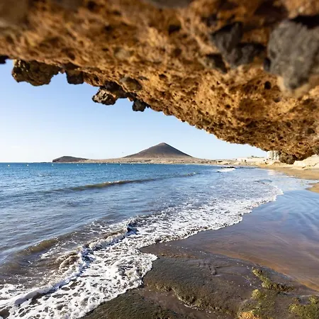 Hébergement de vacances Home2book Ocean View House El Medano, Pool El Médano