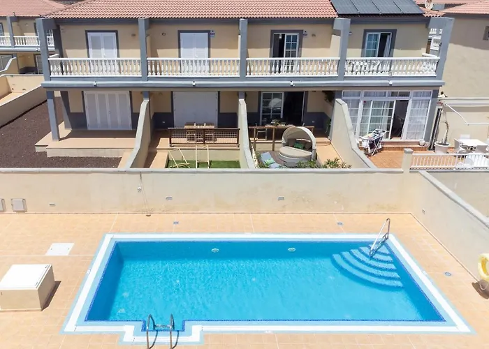 Home2book Ocean View House El Medano, Pool Hébergement de vacances El Médano