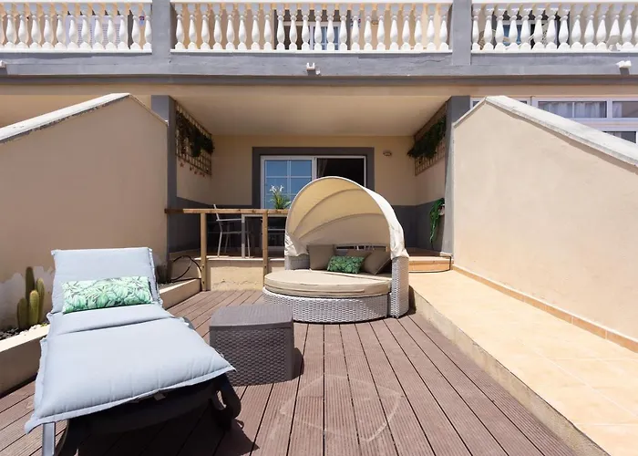 Home2book Ocean View House El Medano, Pool Hébergement de vacances *