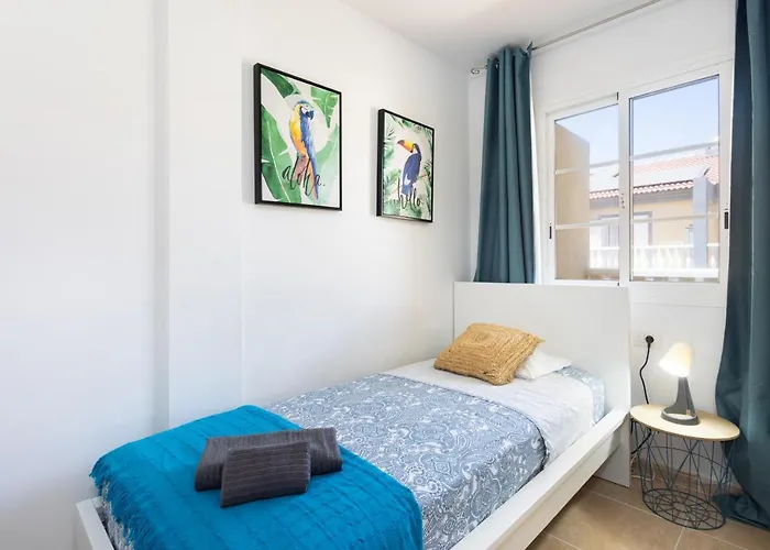 Hébergement de vacances Home2book Ocean View House El Medano, Pool